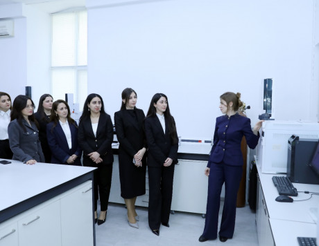 Məhkəmə Ekspertizası Mərkəzində hakimlərin hazırlığının artırılması məqsədilə təlim keçirilib