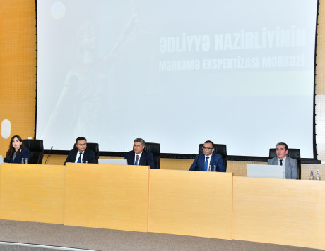 Məhkəmə ekspertizası fəaliyyəti sahəsində aktual məsələlər üzrə hakimlərlə görüş keçirilib